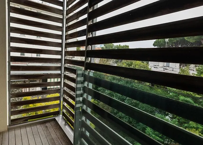 Molari Luxury - 리치오네